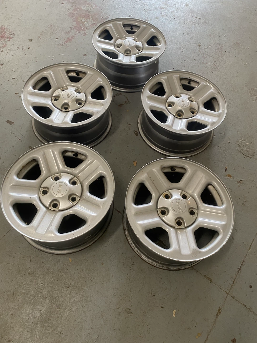 Set of 5 Jeep Rims