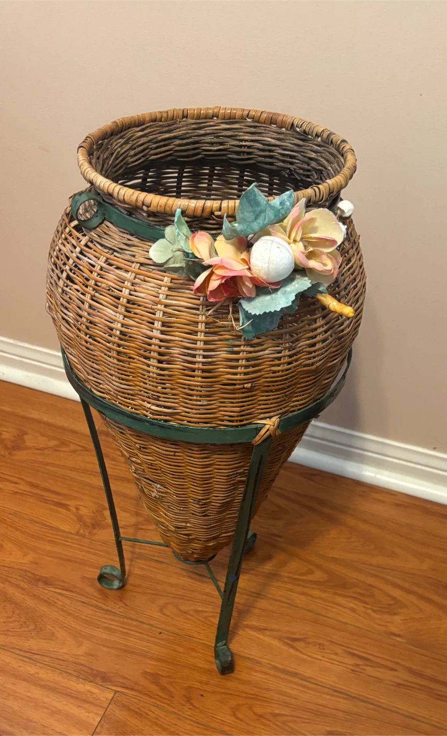 Vintage Handmade Wicker Amphora Vase on Metal Tripod - photo 2