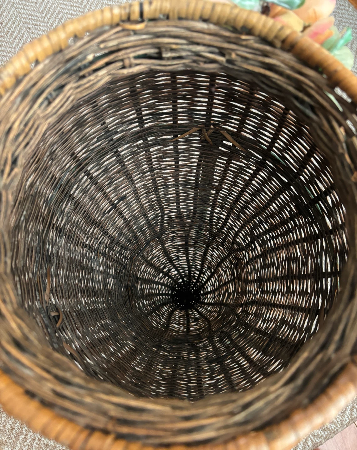 Vintage Handmade Wicker Amphora Vase on Metal Tripod - photo 5
