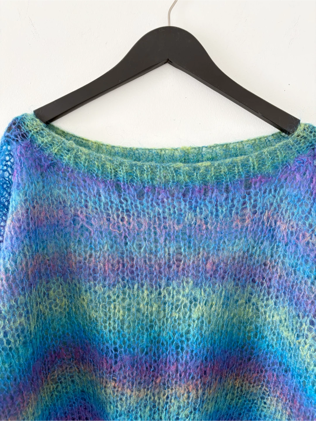 Hand knitted Sweater - photo 3