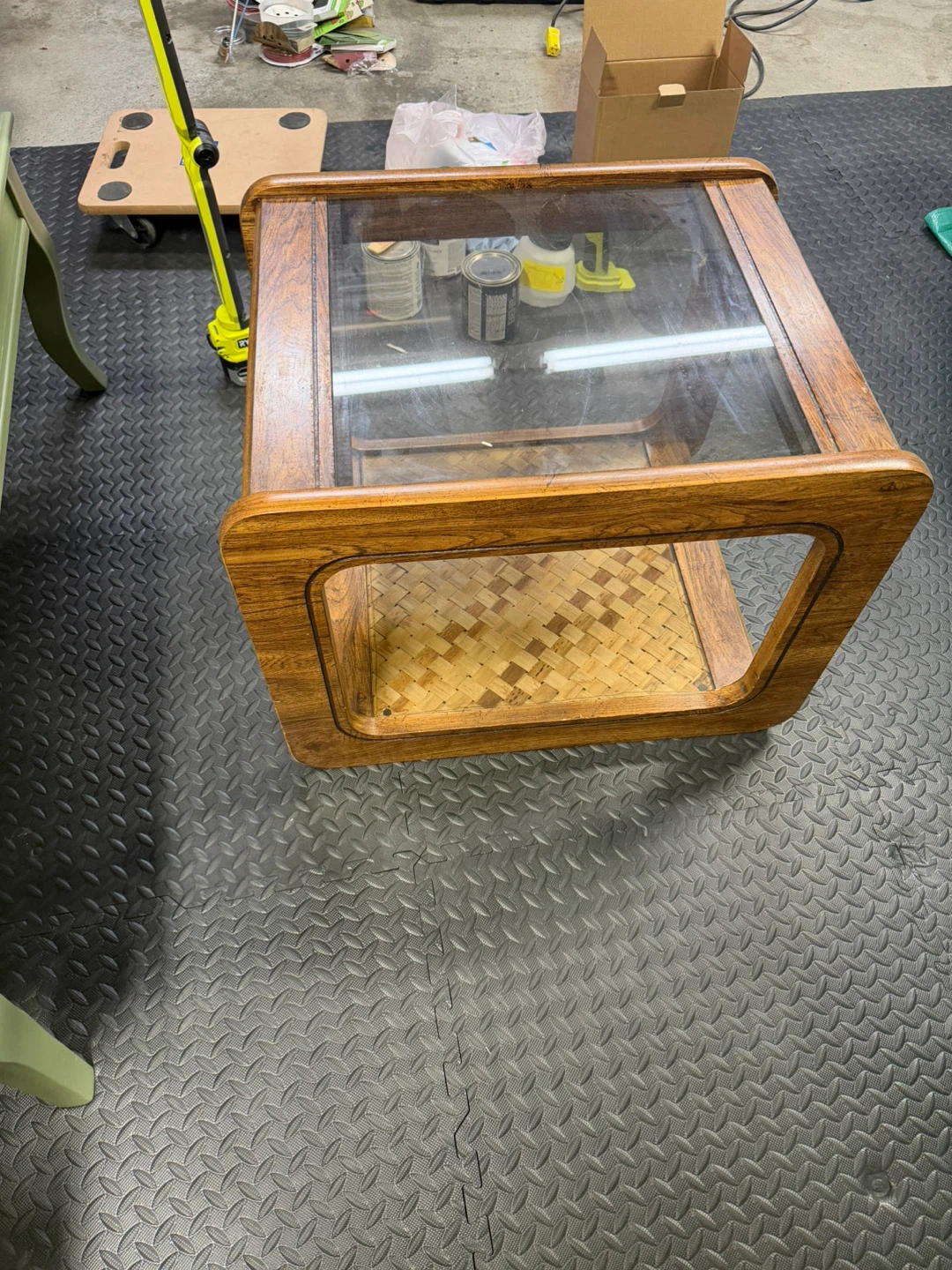 Vintage Mid-Century Modern Wood and Glass End Table - photo 3