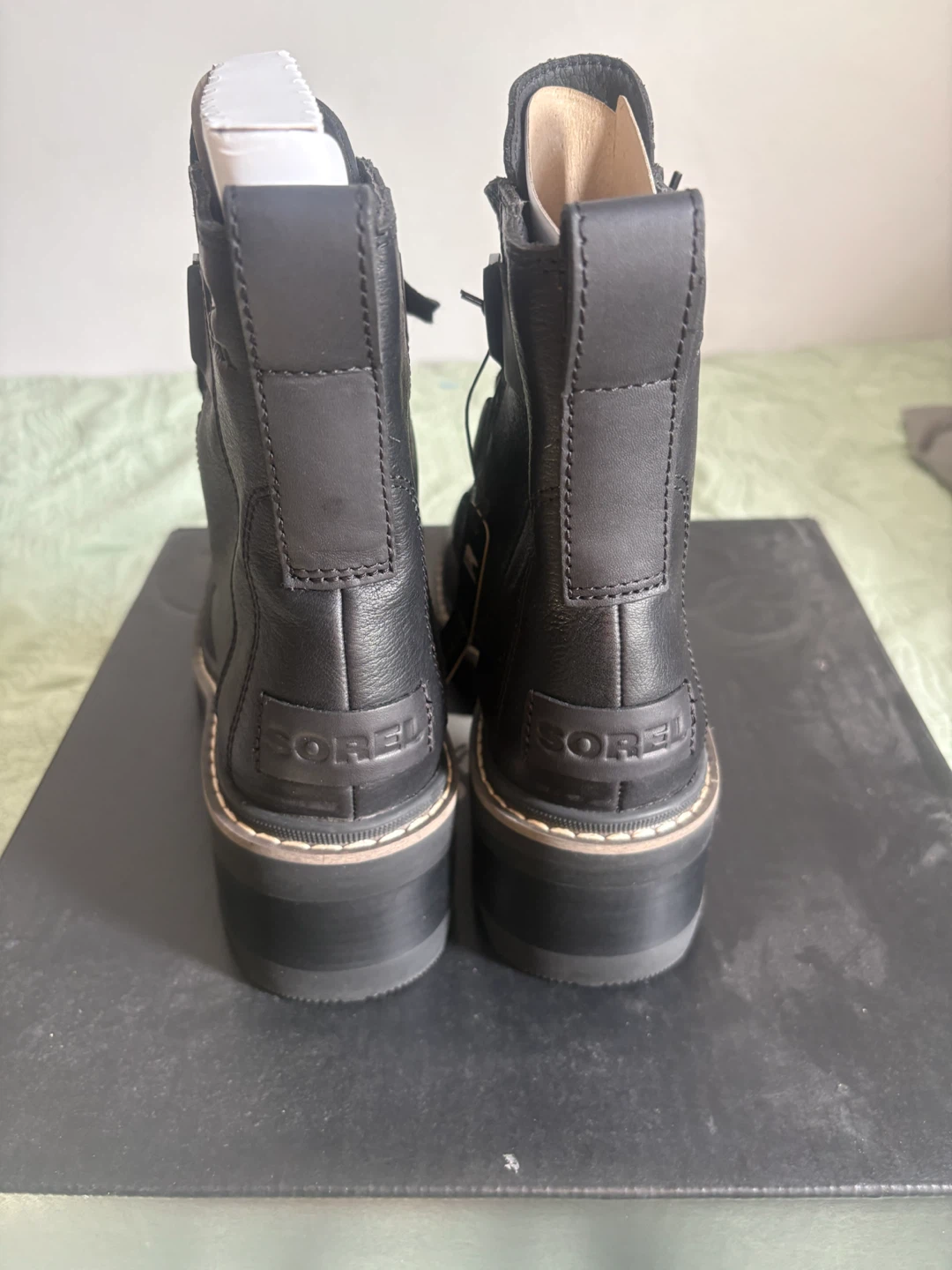 Brand new Sorel Women's Black Leathe 🥾 - photo 3
