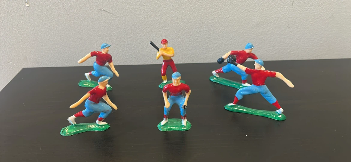 Set of 5 Vintage Baseball Player Figurines - photo 3
