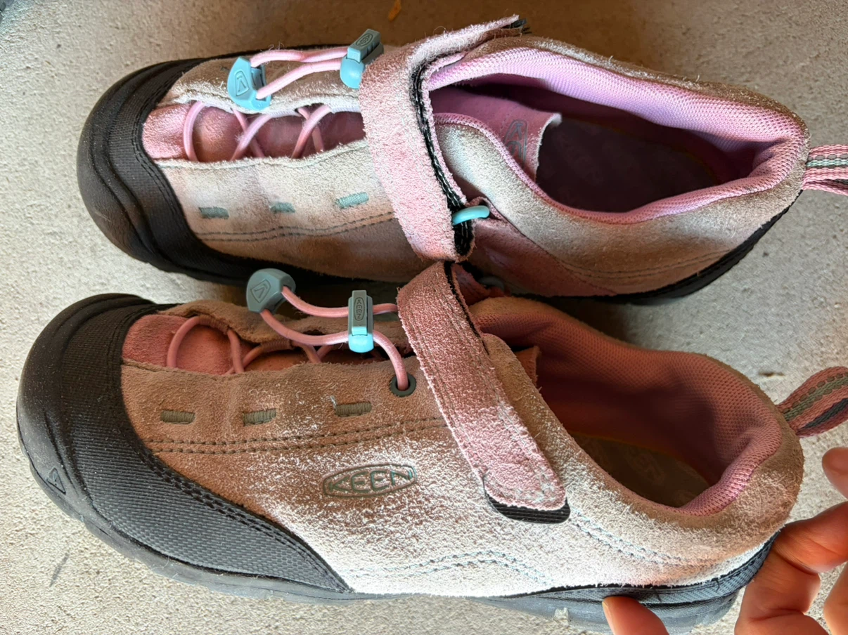 Keen Kids Shoes 210mm size