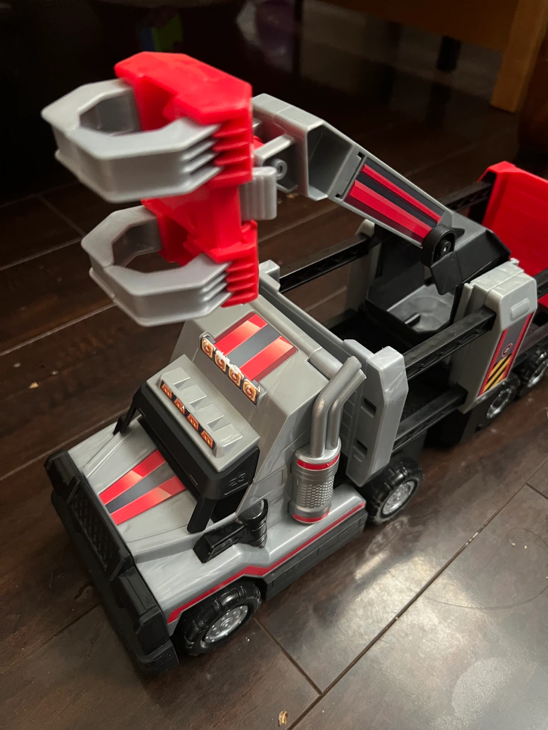 Toy Claw Truck - photo 2