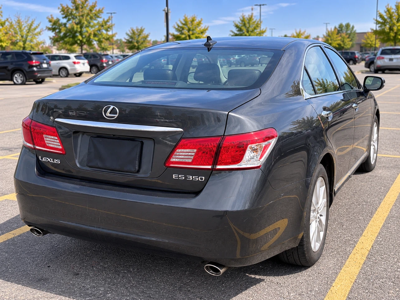 2010 Lexus ES 350 | No Accidents | Snow Tires + Rims - photo 4