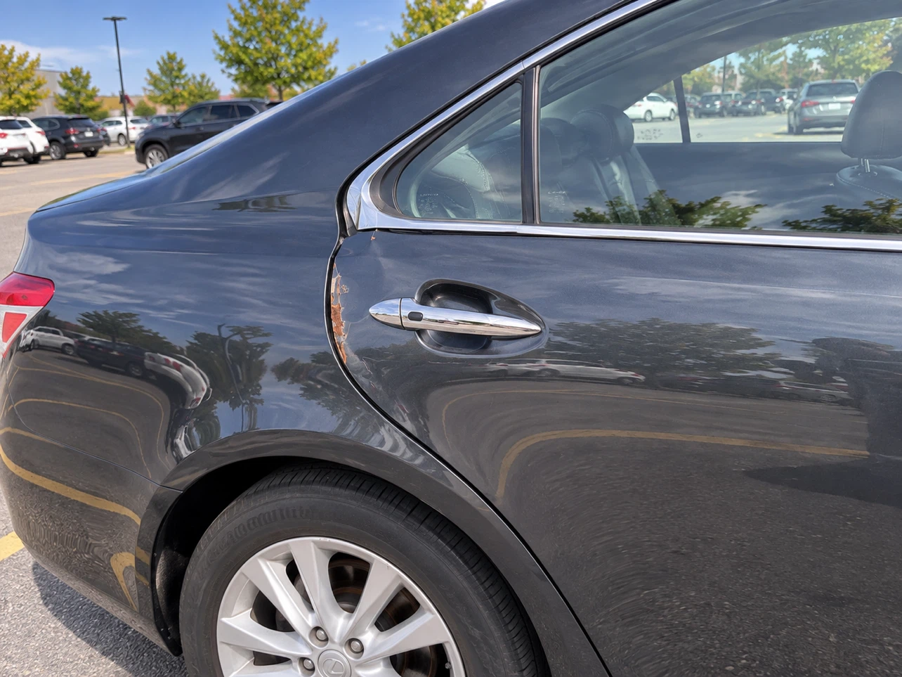 2010 Lexus ES 350 | No Accidents | Snow Tires + Rims - photo 5