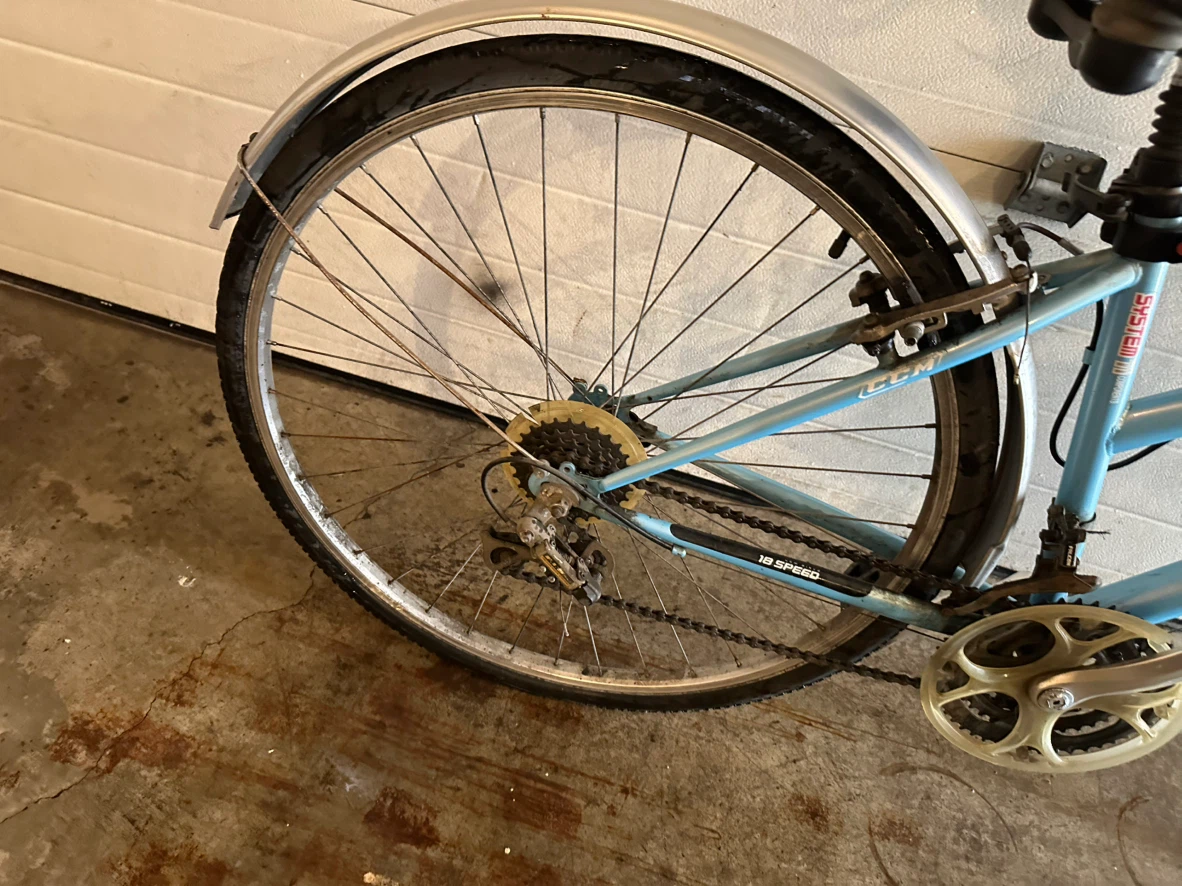 CCM Avenue 100 FS Hybrid Bicycle - photo 4