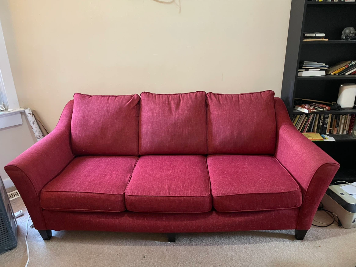 Crimson Couch - photo 2