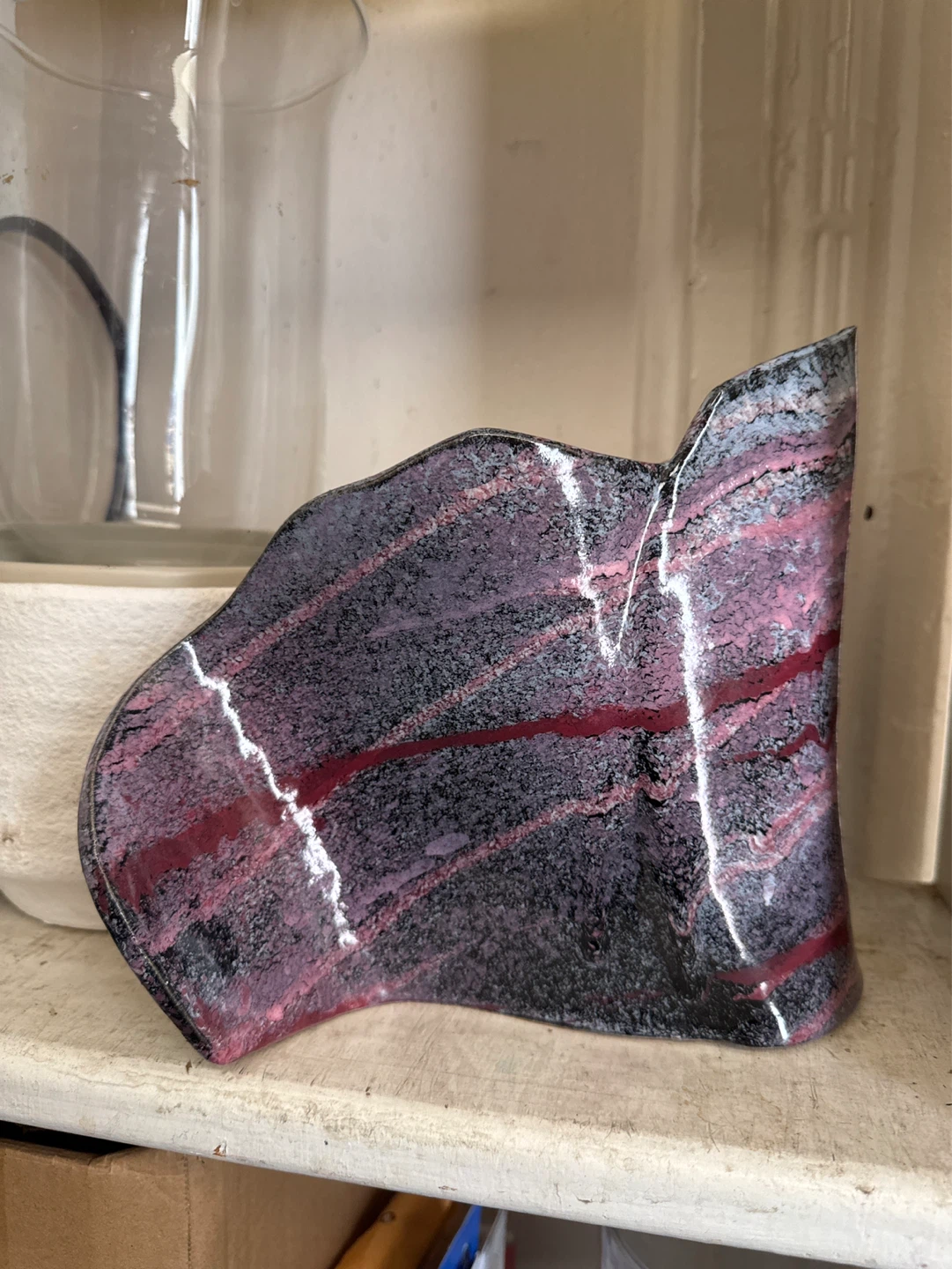 Sculptural Ceramic vase with Abstract marble glaze pattern - photo 3