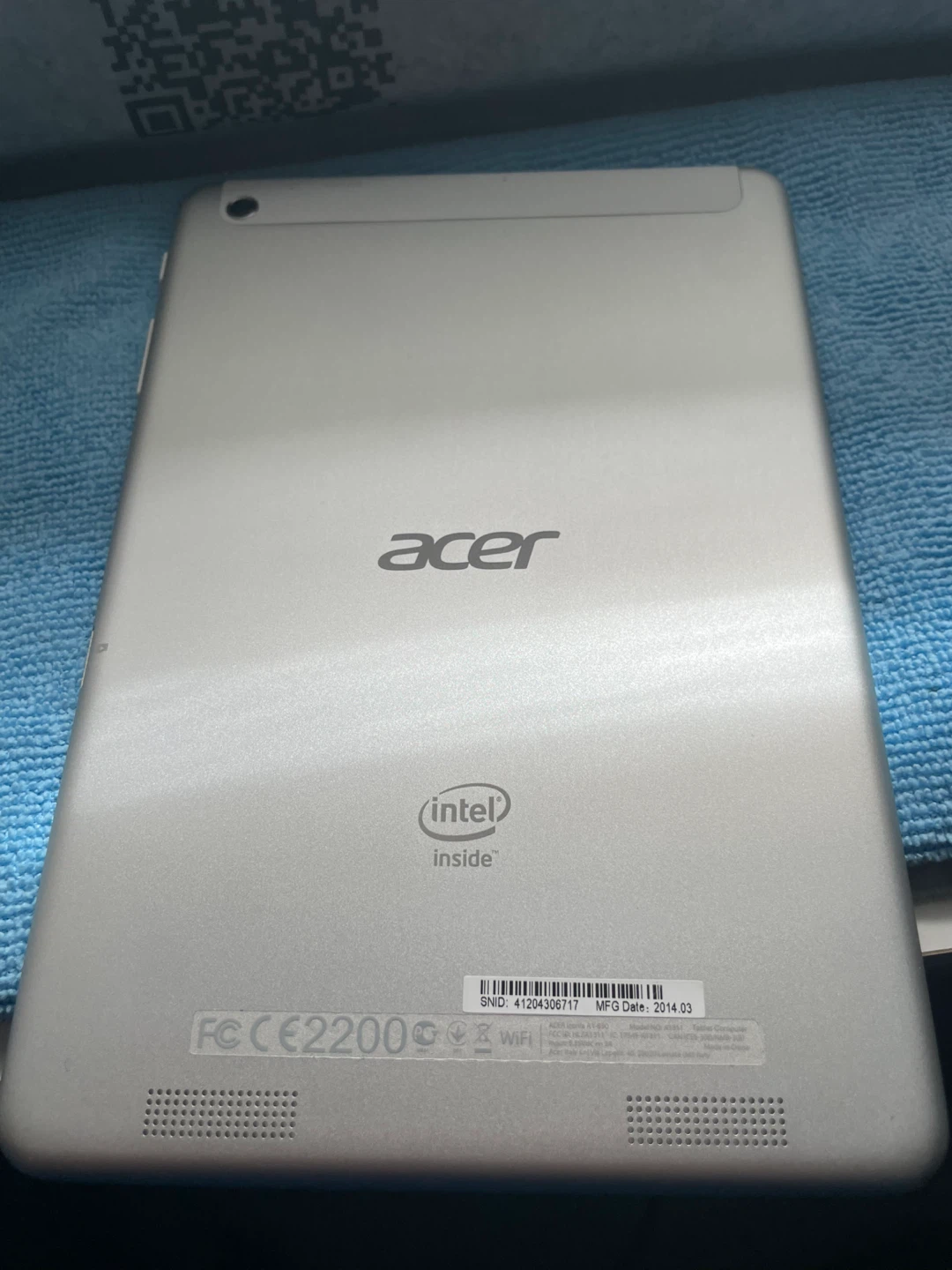 Acer Iconia A1-830 Tablet