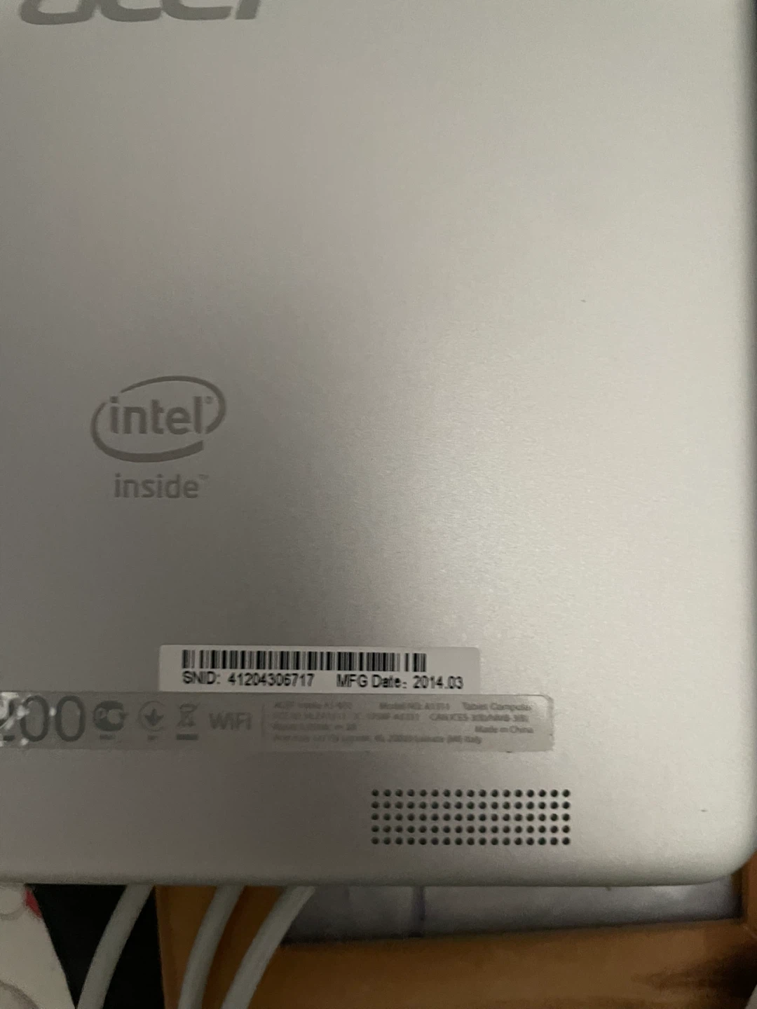 Acer Iconia A1-830 Tablet - photo 3