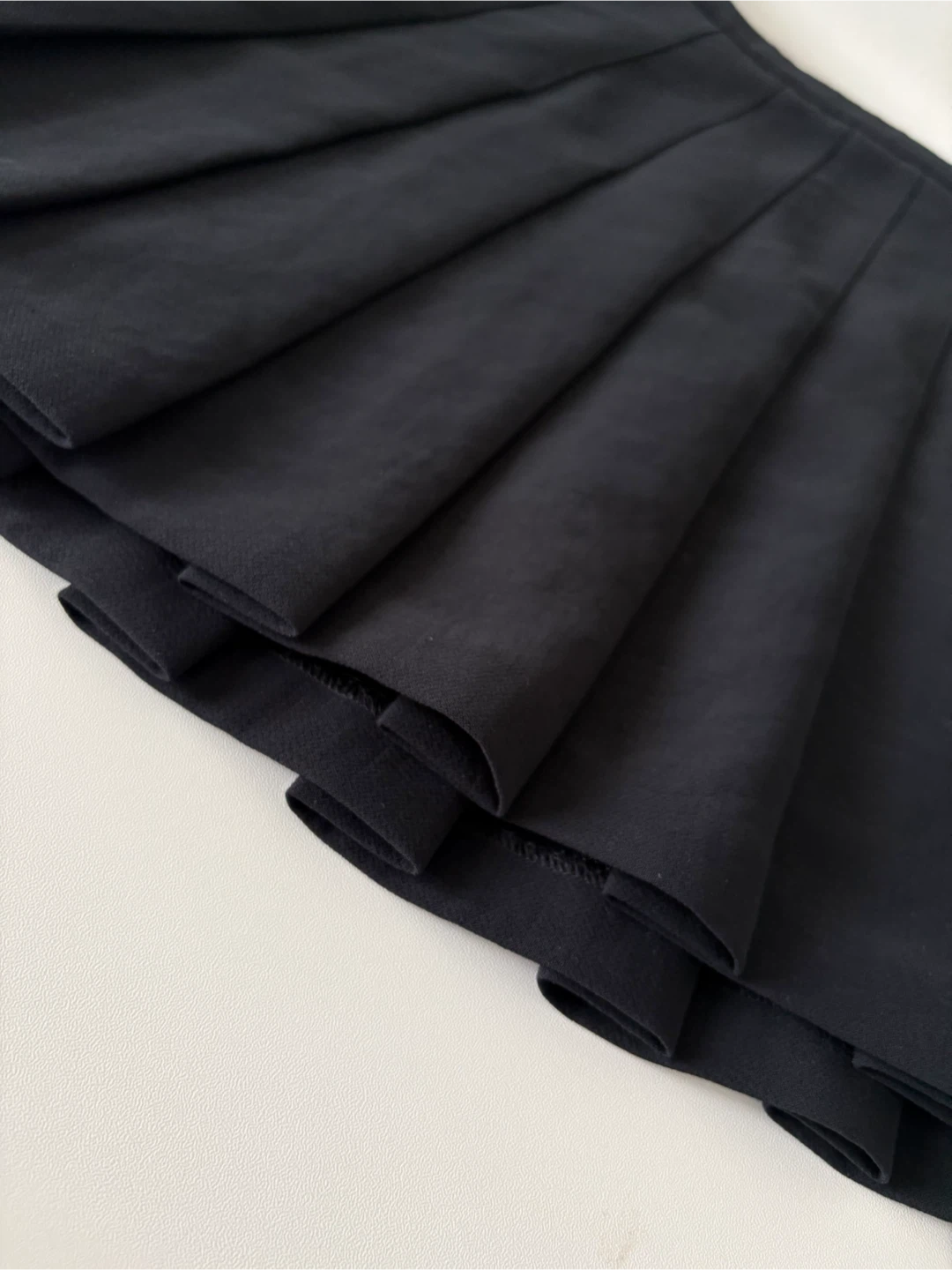 Aritzia Wilfred Pleated Mini Skirt - photo 5