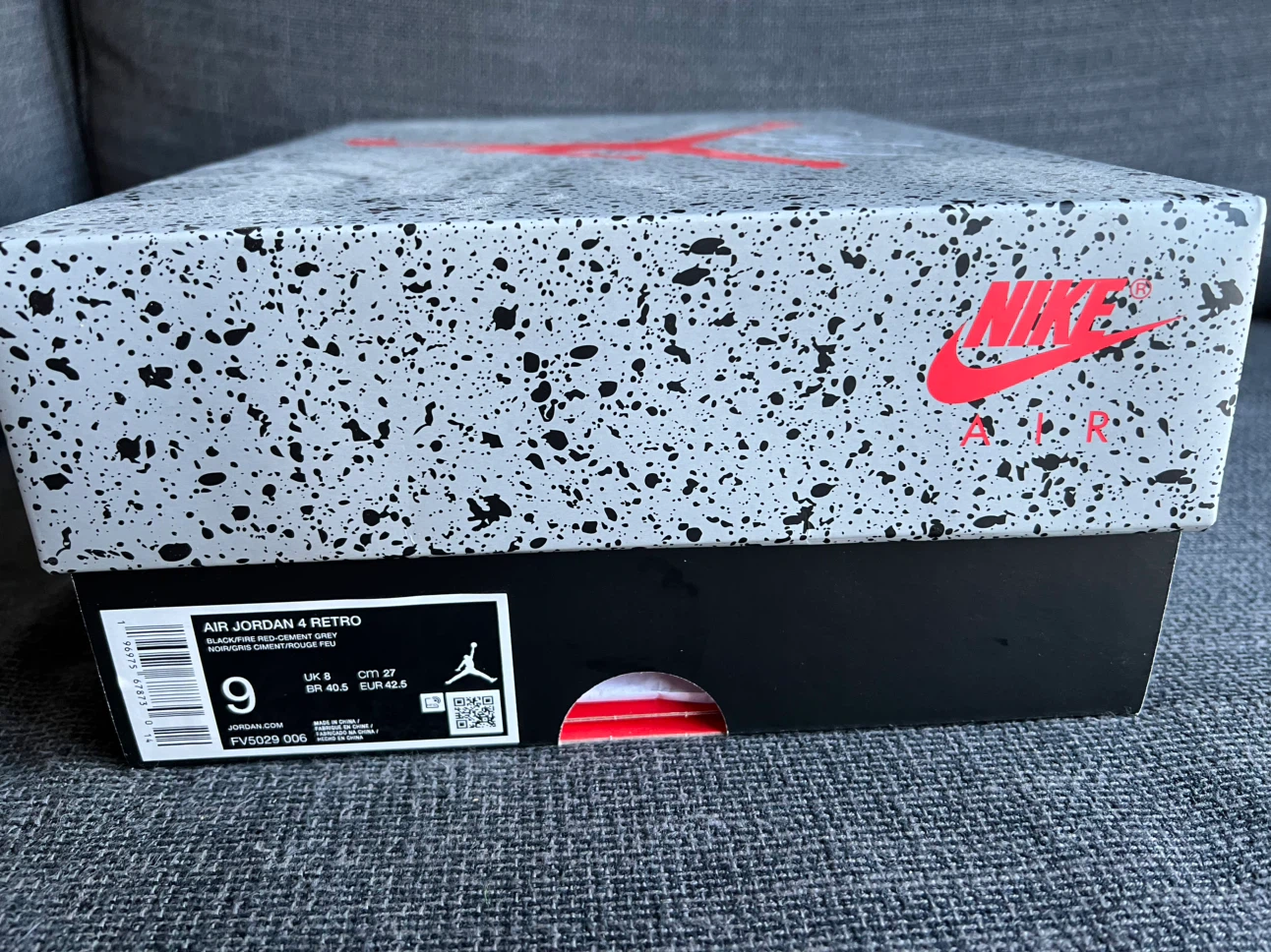 Air Jordan 4 Retro Black/Fire Red-Cement Grey - photo 2