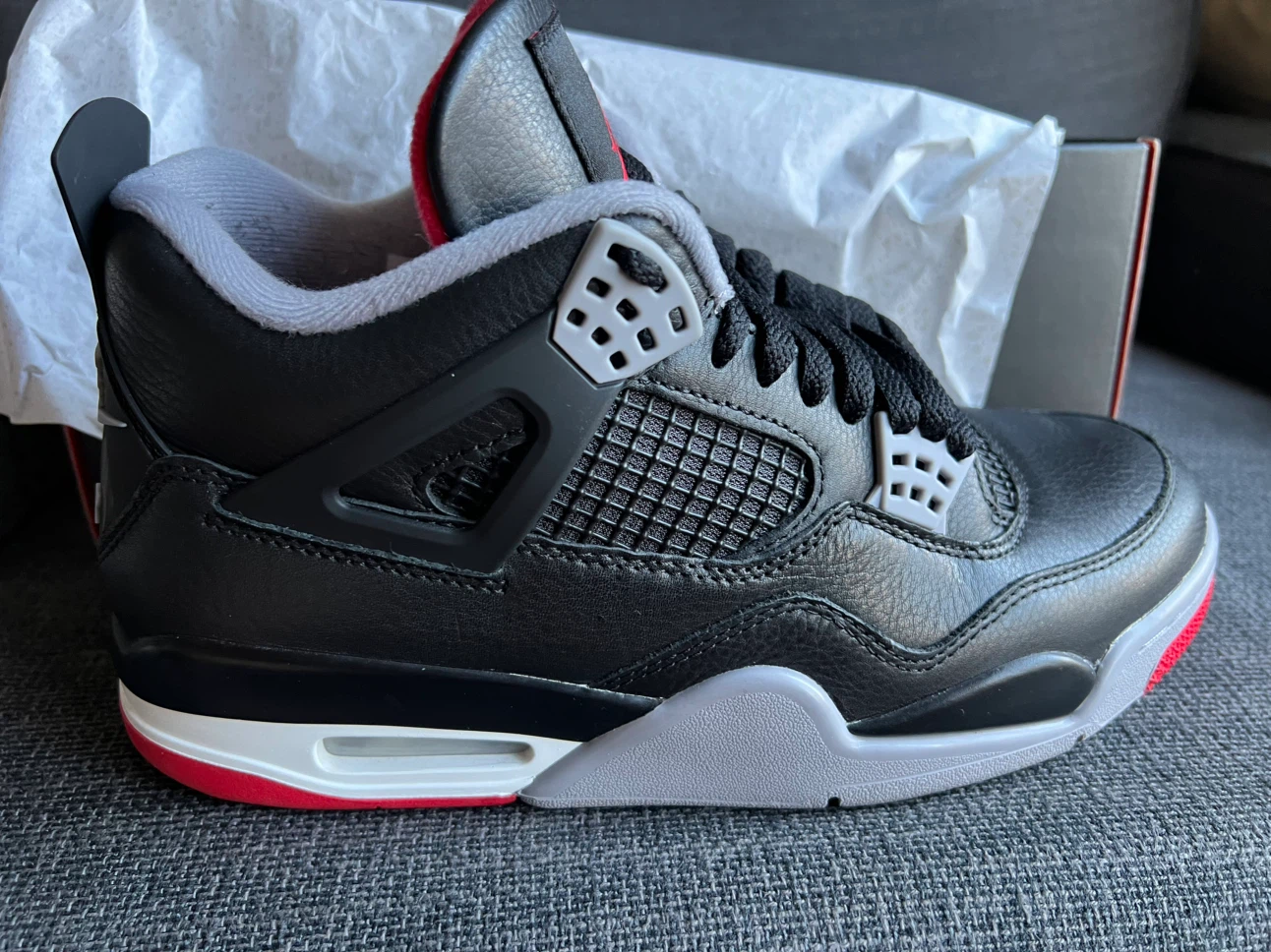 Air Jordan 4 Retro Black/Fire Red-Cement Grey - photo 3