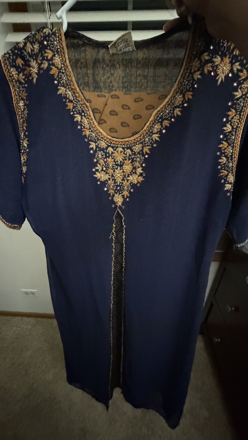 Assorted Embroidered Traditional Outfits - photo 2