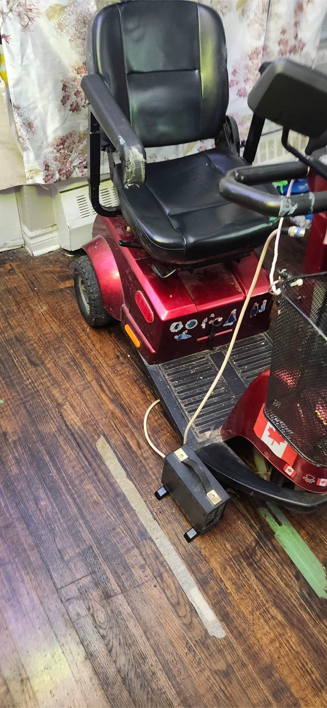 Fortress mobility scooter in red - photo 3