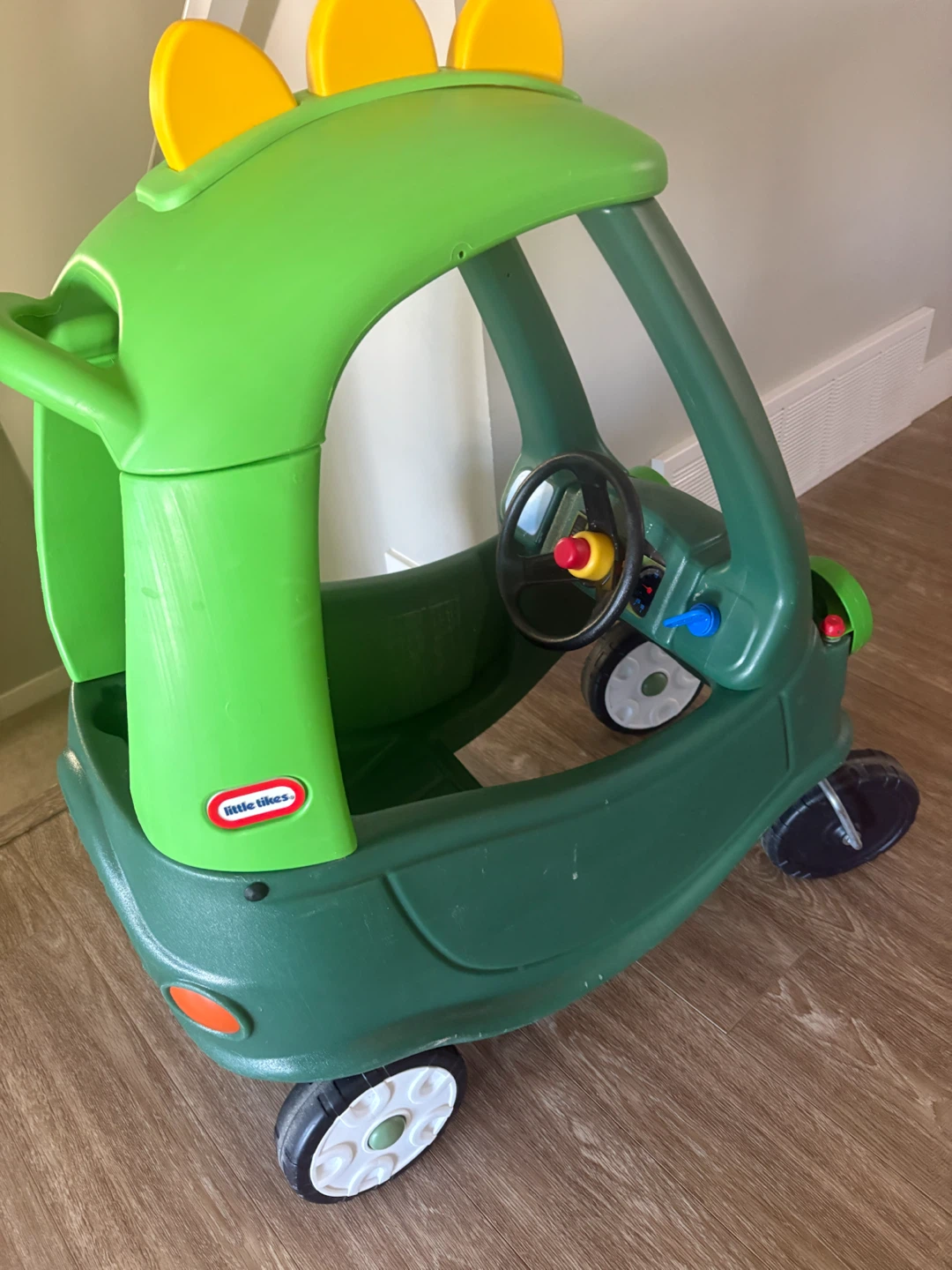 Little Tikes Cozy Coupe Dinosaur Ride-on - photo 2