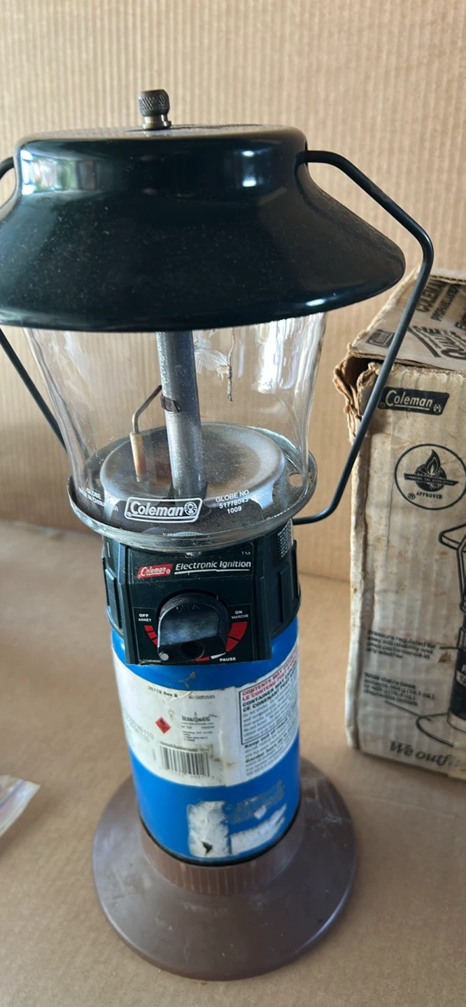 Coleman Electronic Ignition Propane Lantern - photo 2