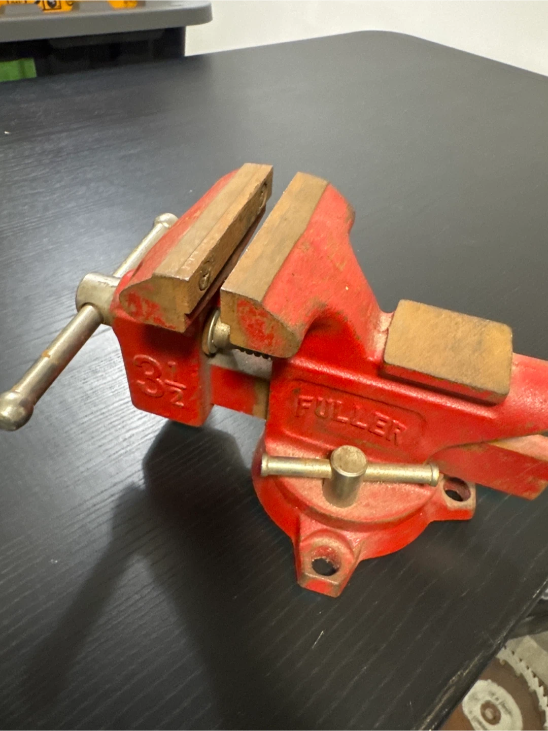 Fuller 3 1/2 Inch Bench Vise - photo 2