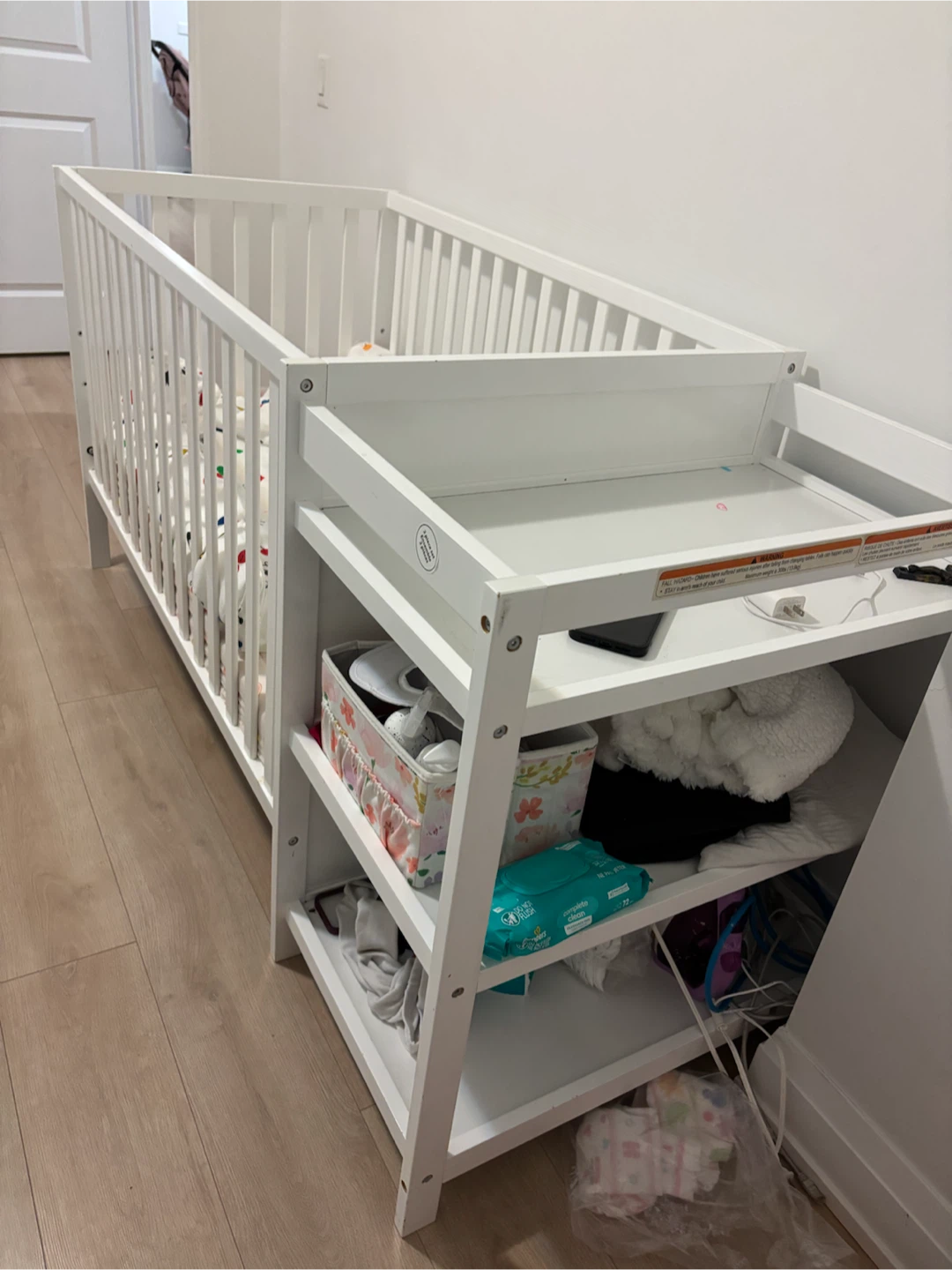 White Baby Crib with Attached Changing Table - photo 2