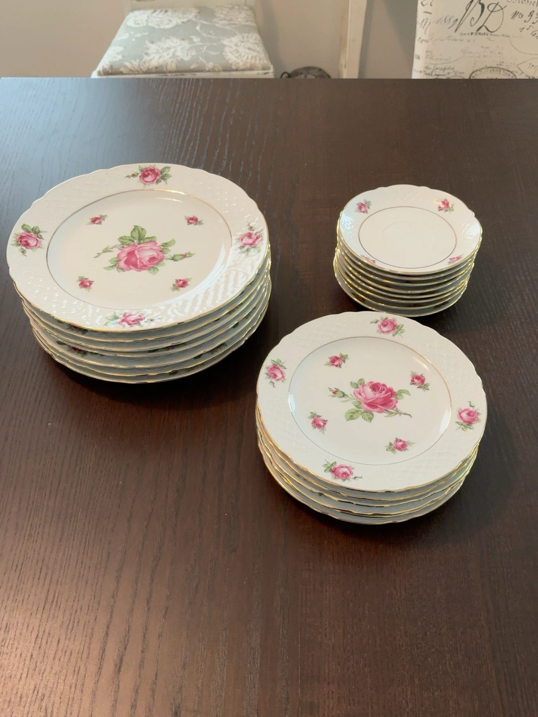 Vintage Schumann Arzberg Bavaria Rose China – 21 Pieces