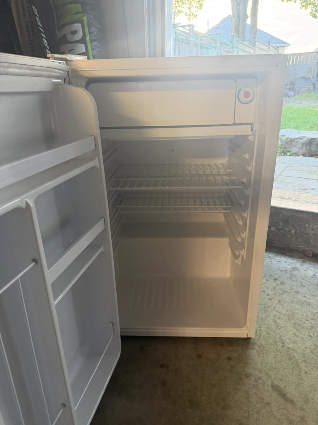 Danby Mini Fridge - photo 2