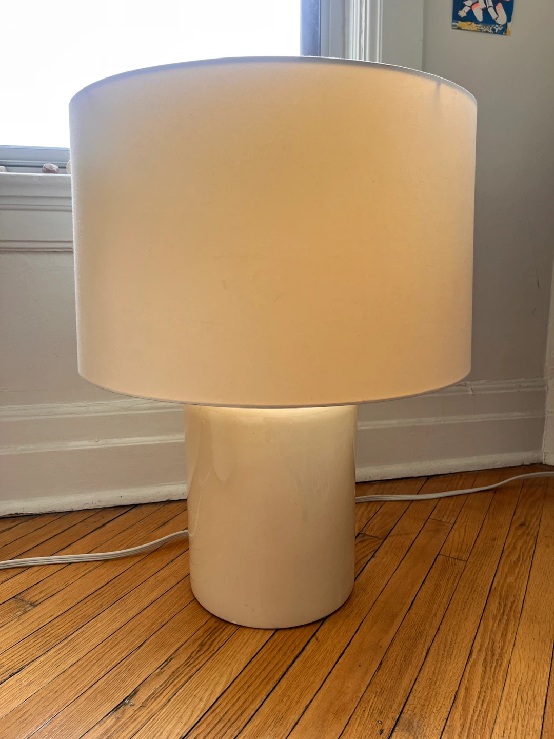 Minimal Cream Ceramic Table Lamp