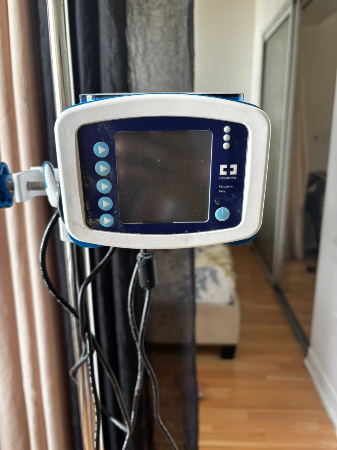 Covidien Kangaroo Joey Enteral Feed Pump - photo 2