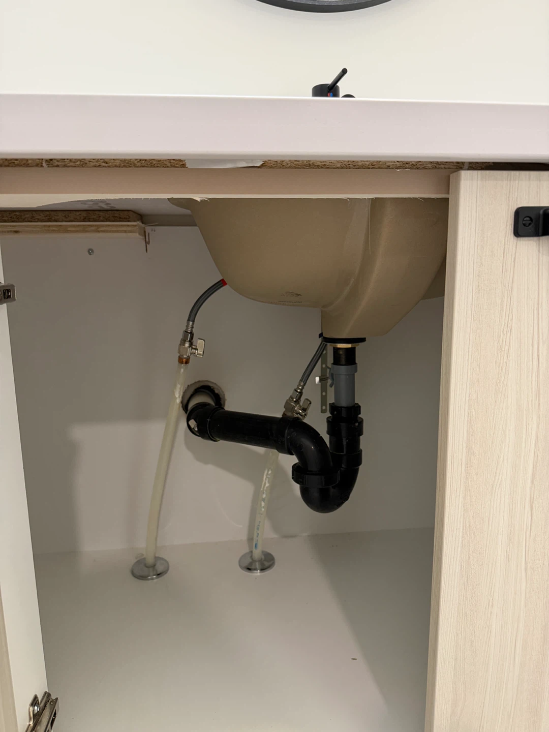 Brand new washroom vanity with Delta faucet and sink - photo 5