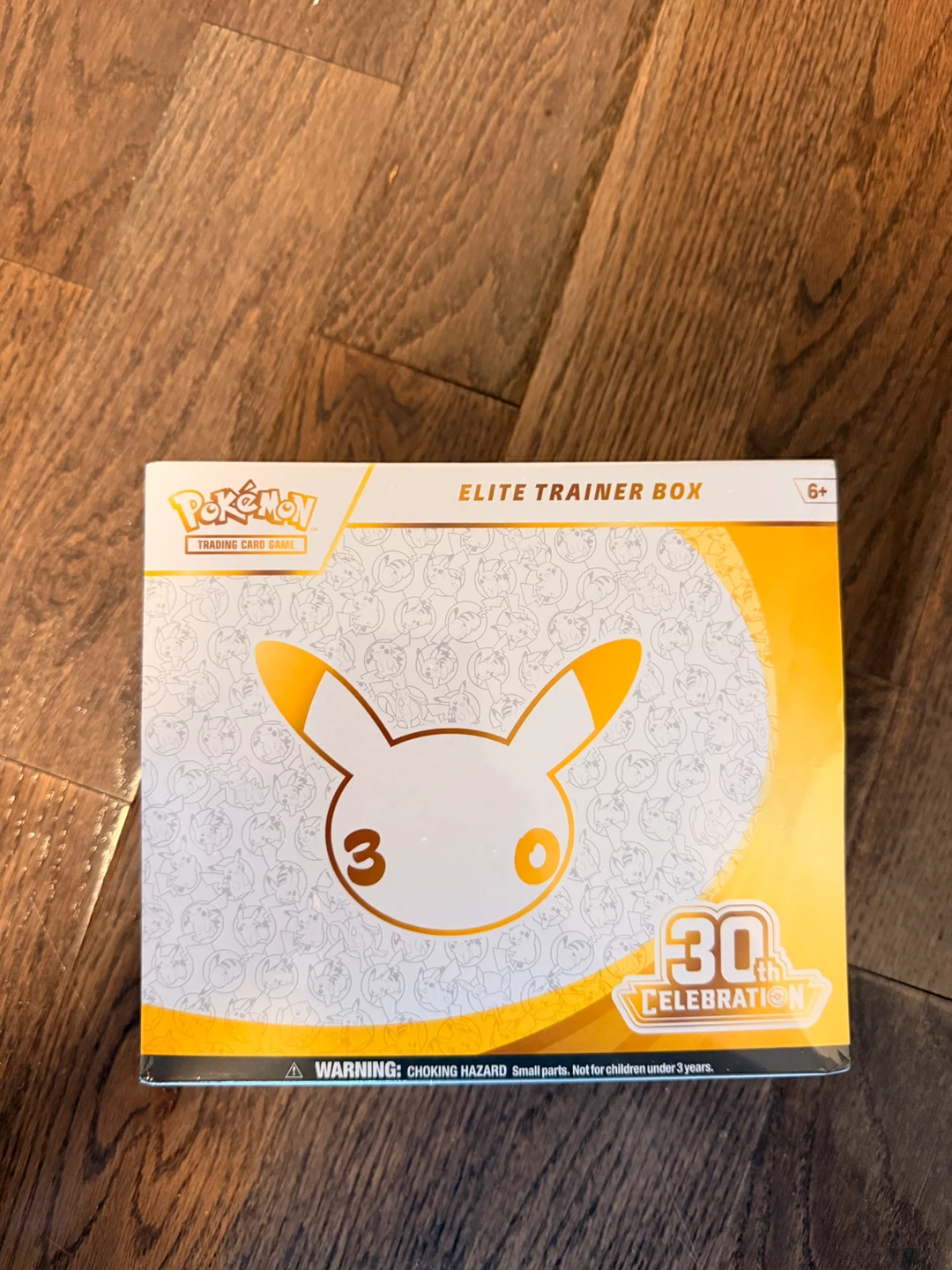 Pokémon 30th Celebration Elite Trainer Box - photo 2