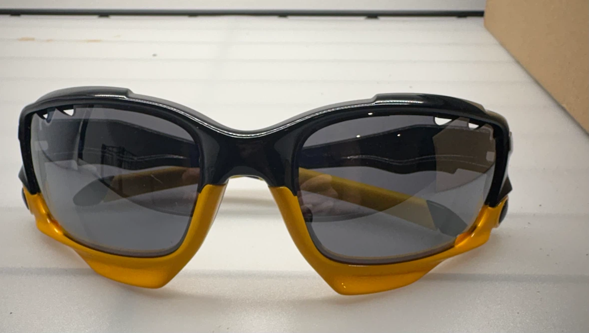 Oakley Livestrong Sunglasses - photo 3