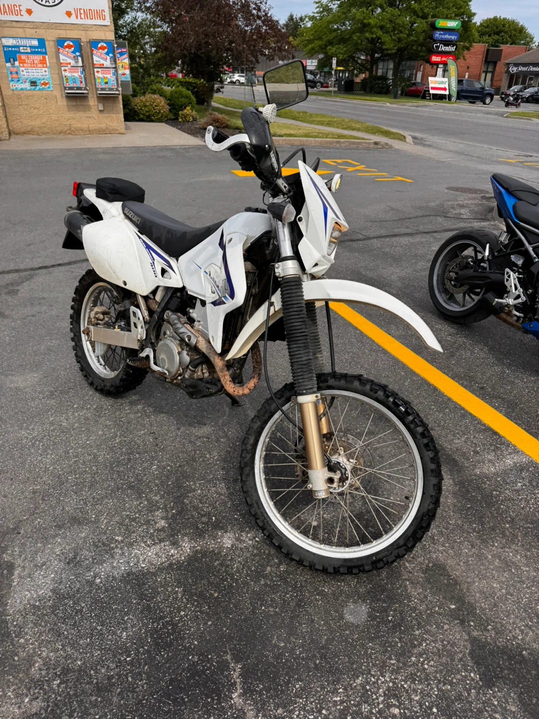 2012 Suzuki drz400s - photo 3