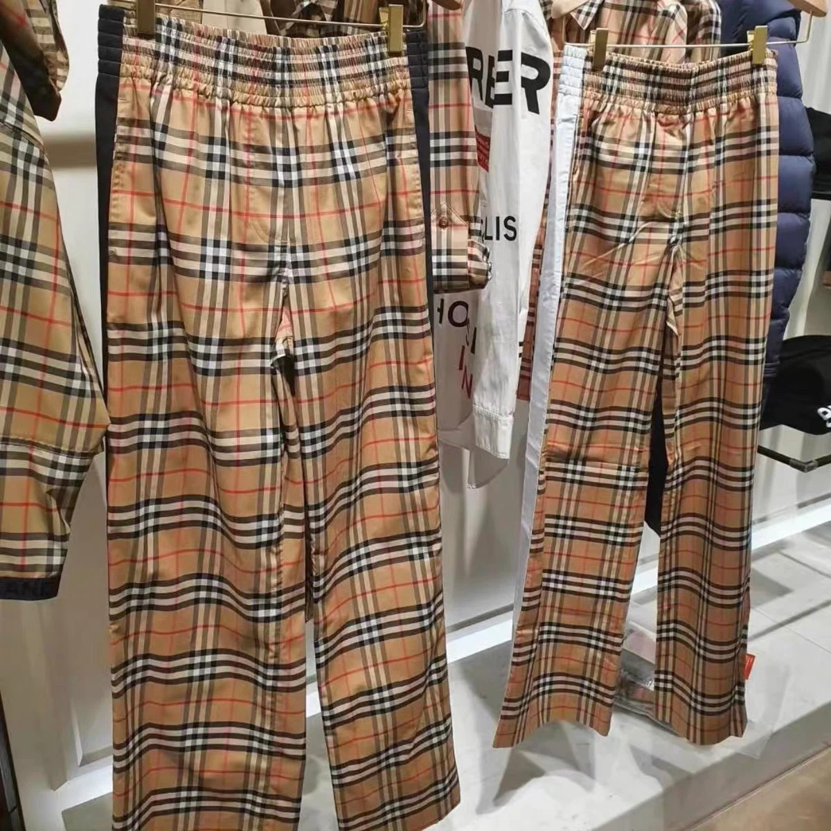 Authentic Burberry Checkered Joggers - photo 2
