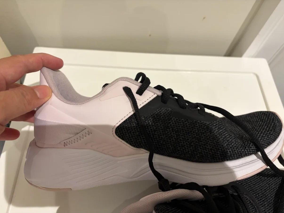 Puma sneakers black and light pink - photo 2