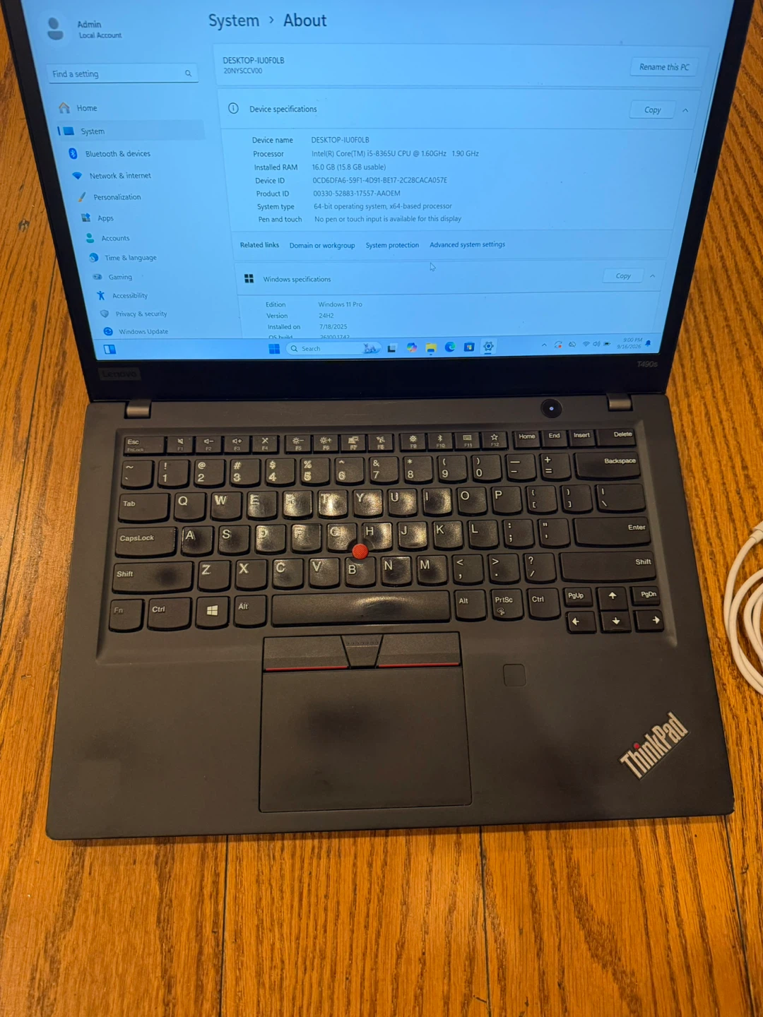Lenovo ThinkPad T490s Laptop