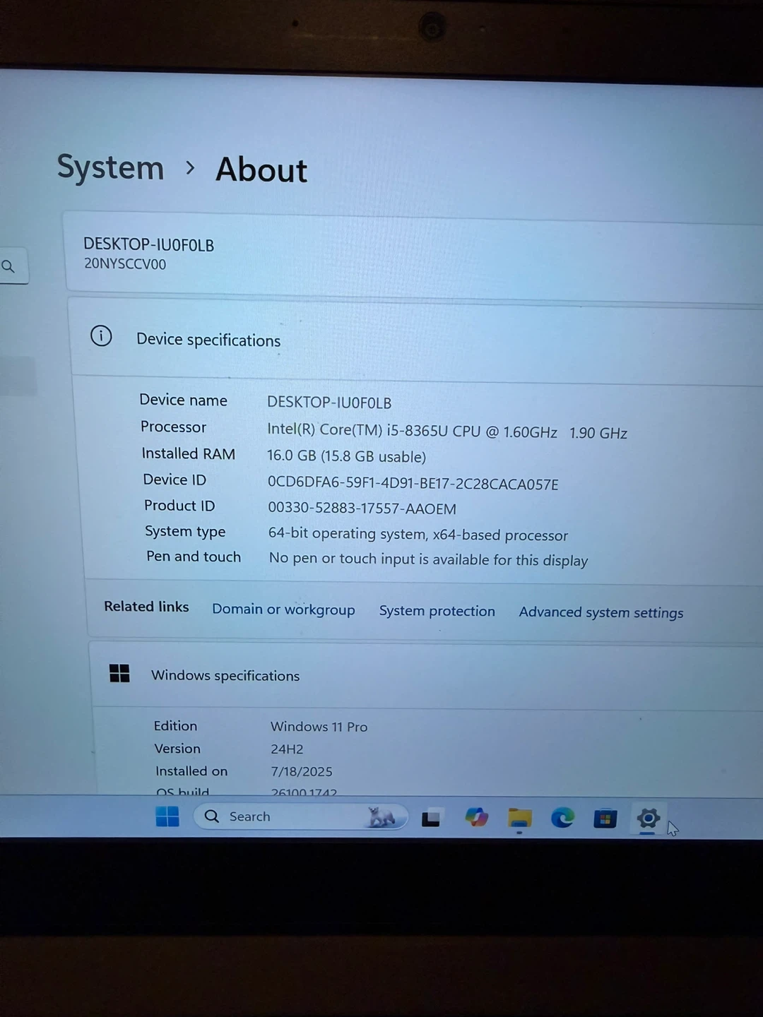Lenovo ThinkPad T490s Laptop - photo 2