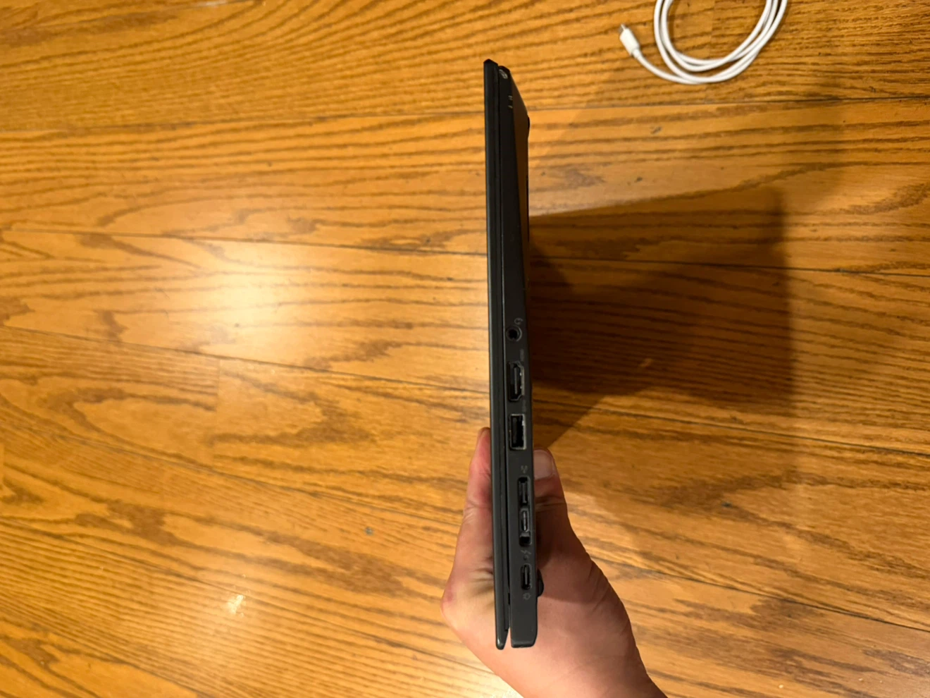 Lenovo ThinkPad T490s Laptop - photo 5