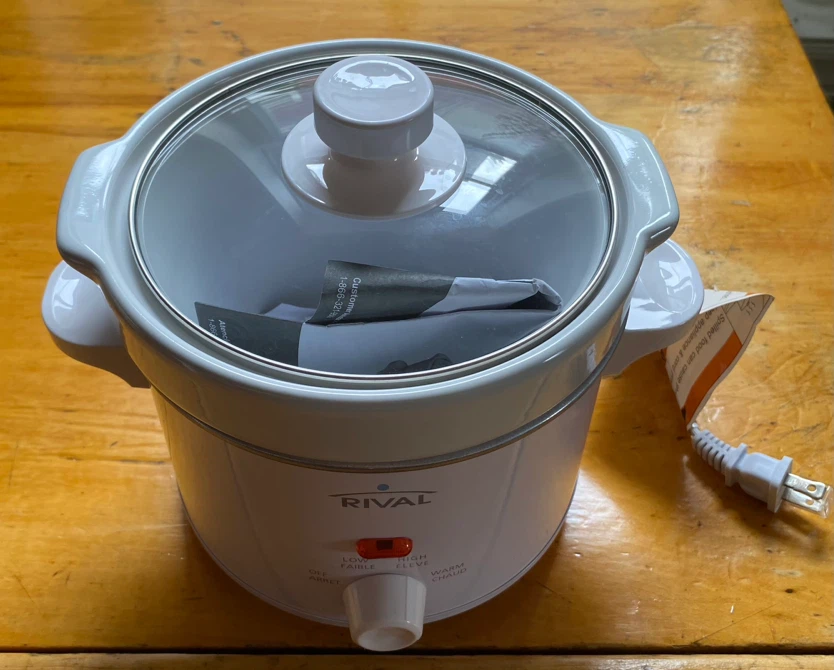 2 Quart Slow Cooker - photo 2