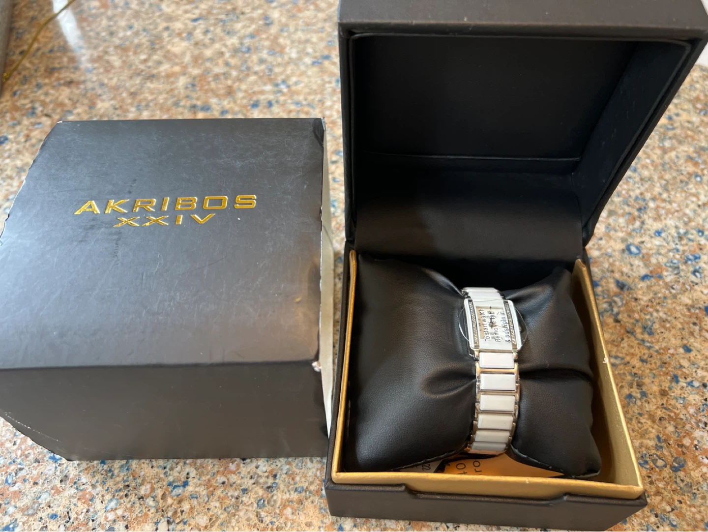 Akribos XXIV AK522 Women's Watch - photo 5