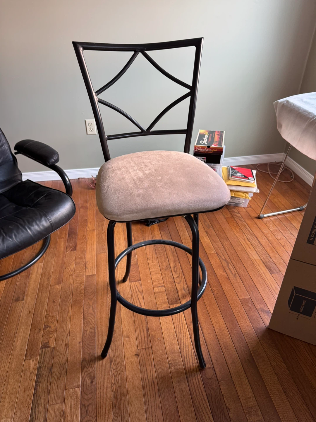 Metal Swivel Bar Stool