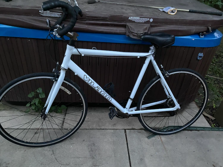 Vilano Road Bike - White - photo 2