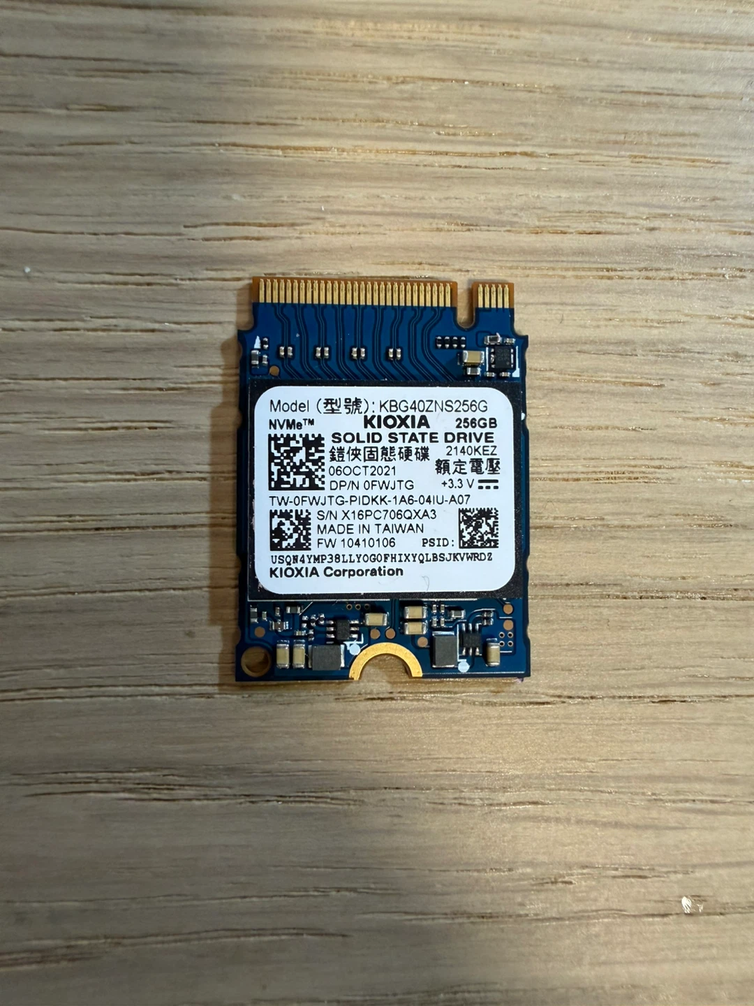 Kioxia 256GB NVMe SSD KBG40ZNS256G