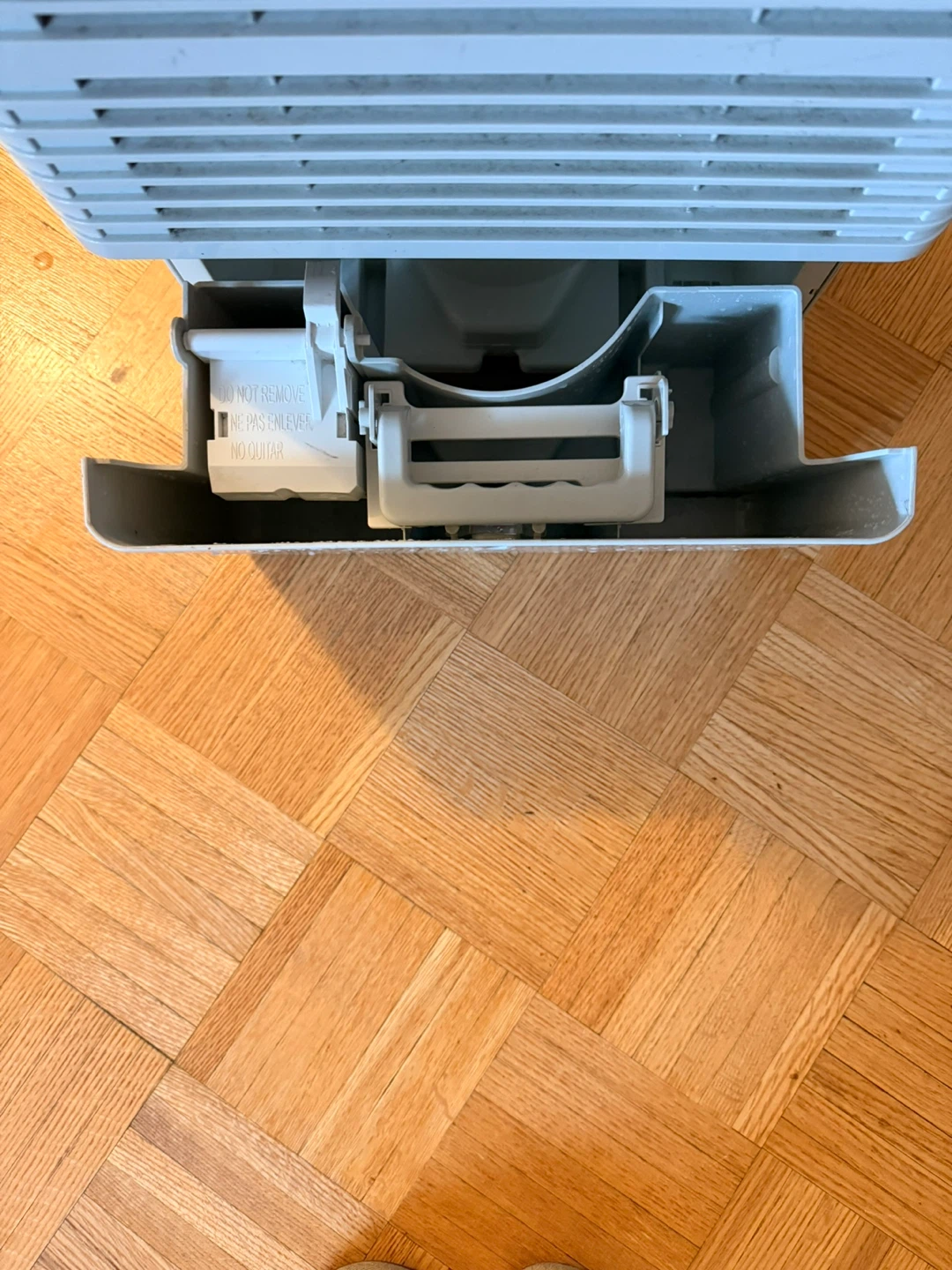 Danby Premiere 30 Pint Dehumidifier - photo 5
