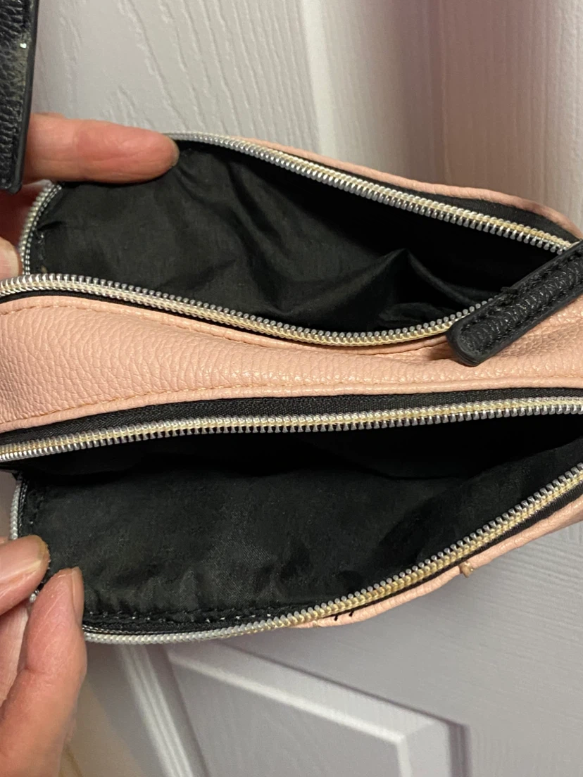 Pink and Black Crossbody Bag with Floral Strap - photo 4