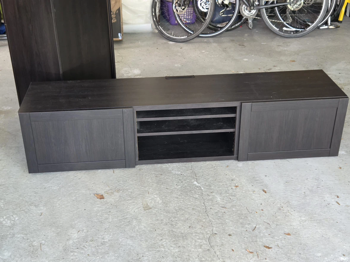 TV bench