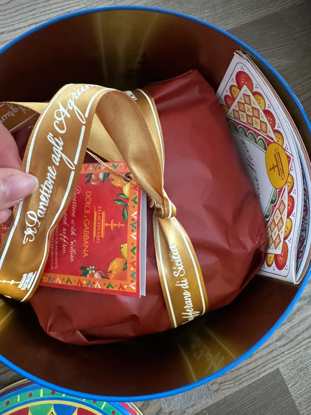 Dolce & Gabbana Fiasconaro Panettone Tin - photo 2