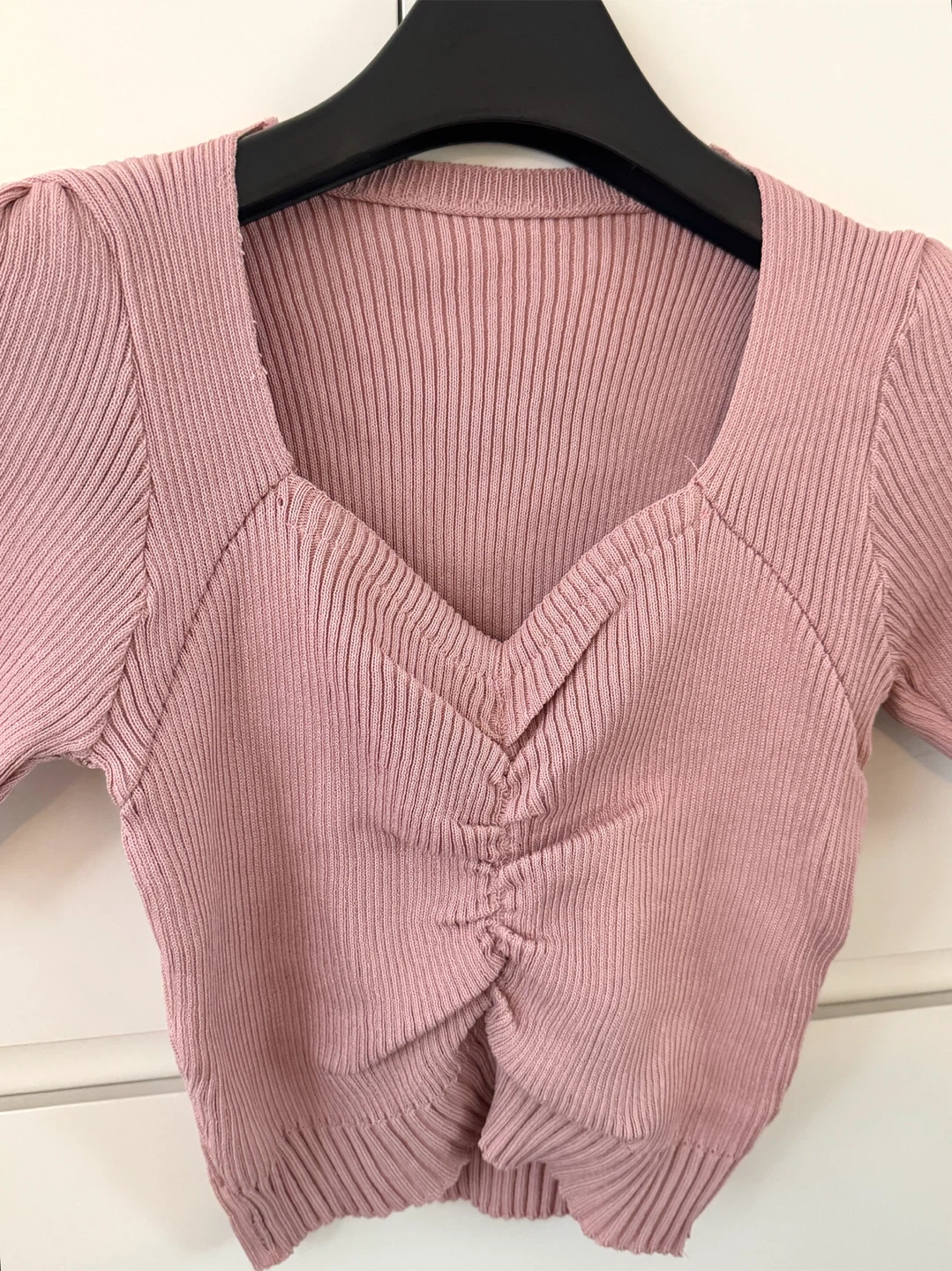 [Brand New] Pink Ribbed Crop Top - photo 2