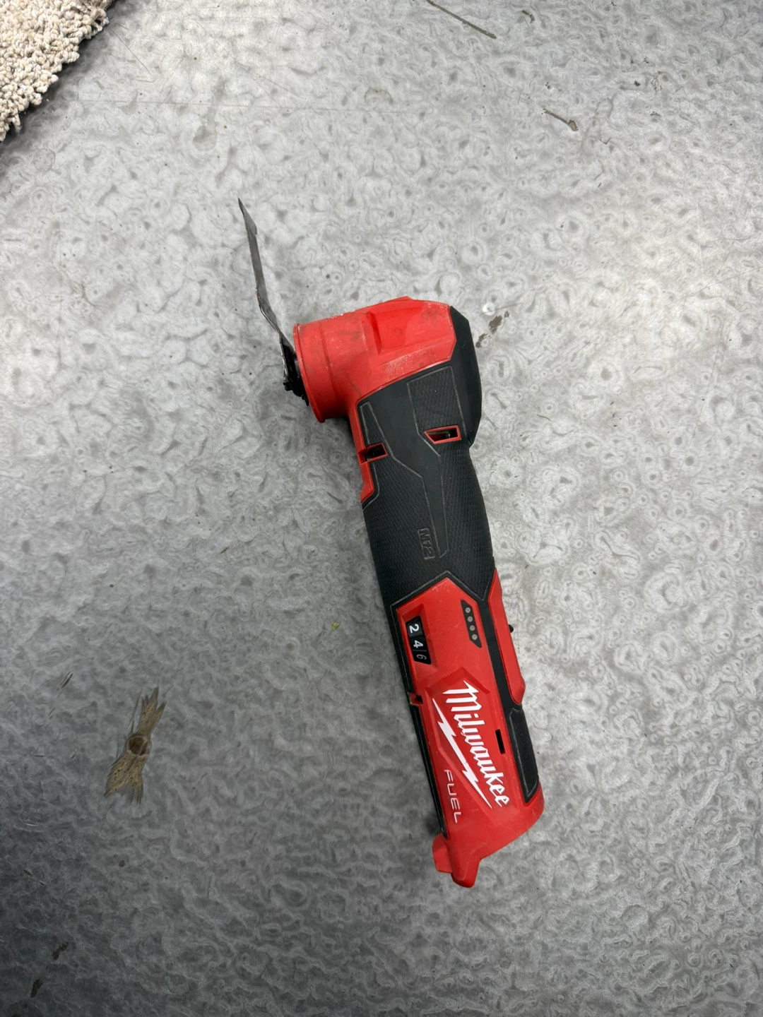 Milwaukee M12 FUEL Cordless Oscillating Multi-Tool - photo 2
