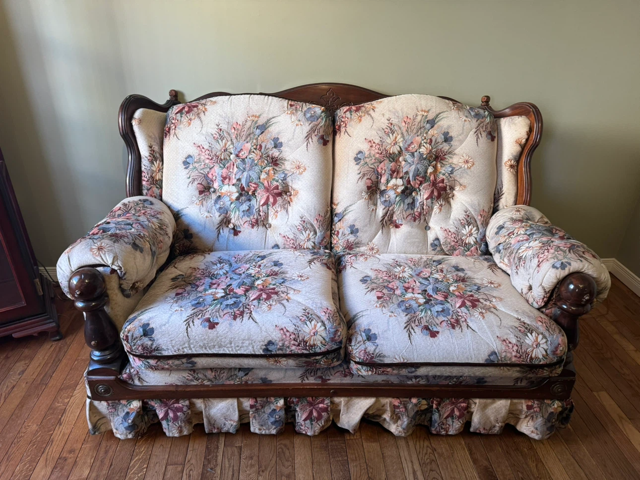 Vintage Floral Loveseat